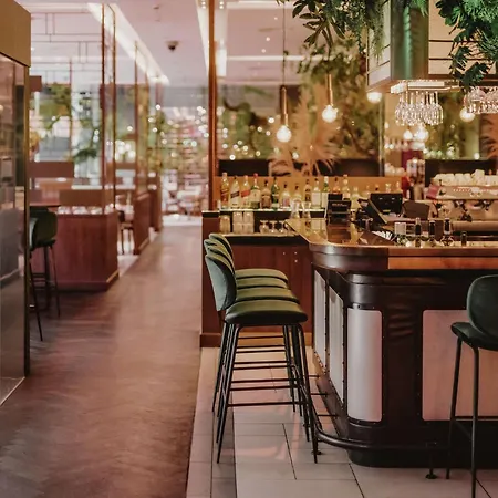 Hilton Rotterdam-2